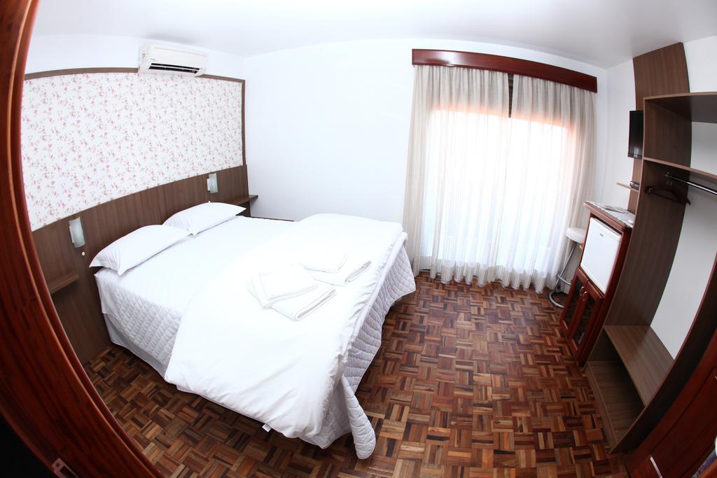 Hospedaria Gastehaus Enzian Treze Tílias 外观 照片