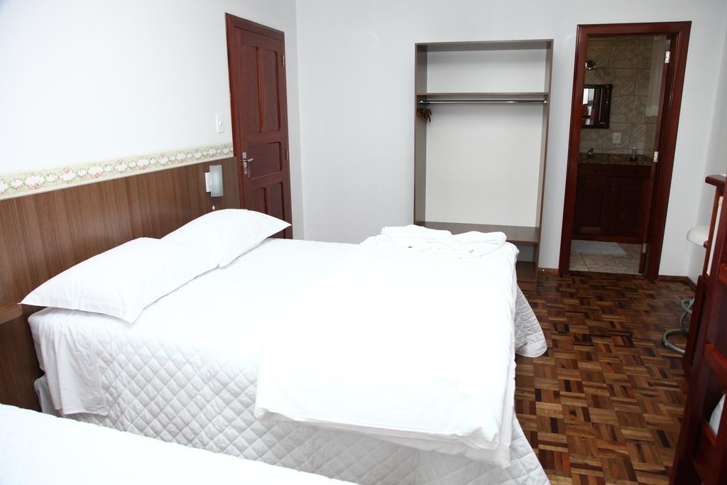 Hospedaria Gastehaus Enzian Treze Tílias 外观 照片